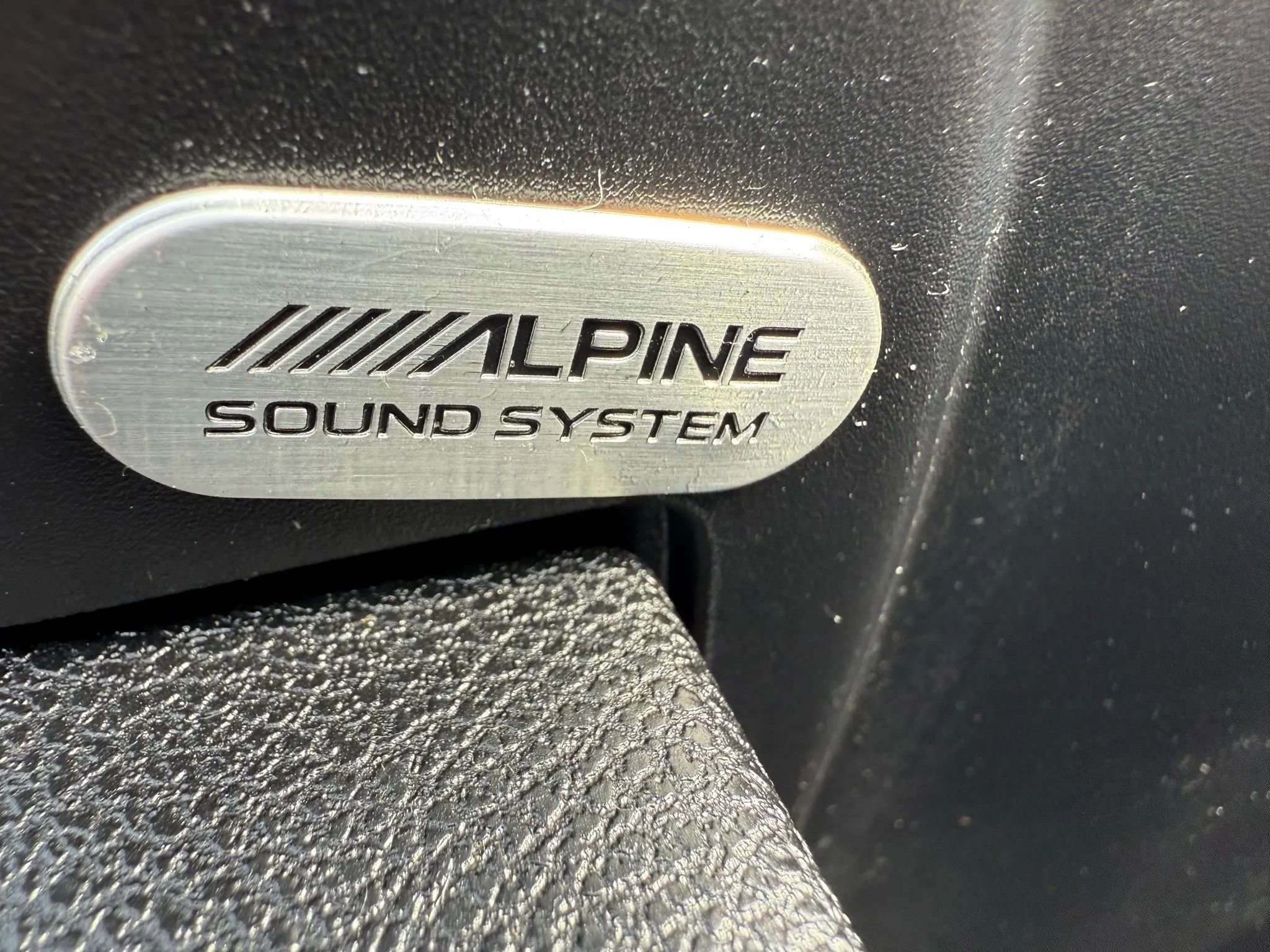 Used 2014 Chrysler 300 C image 11