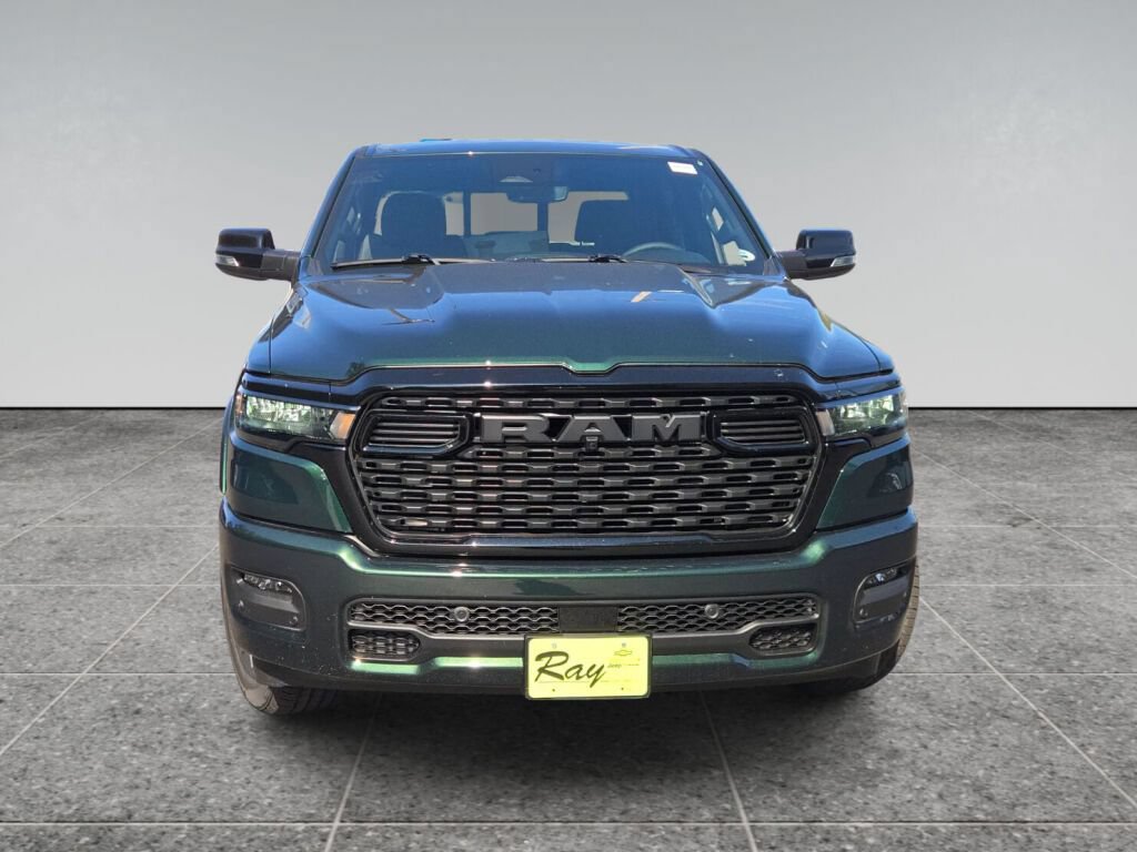 New 2027 RAM 1500 4x4 Crew Cab image 2