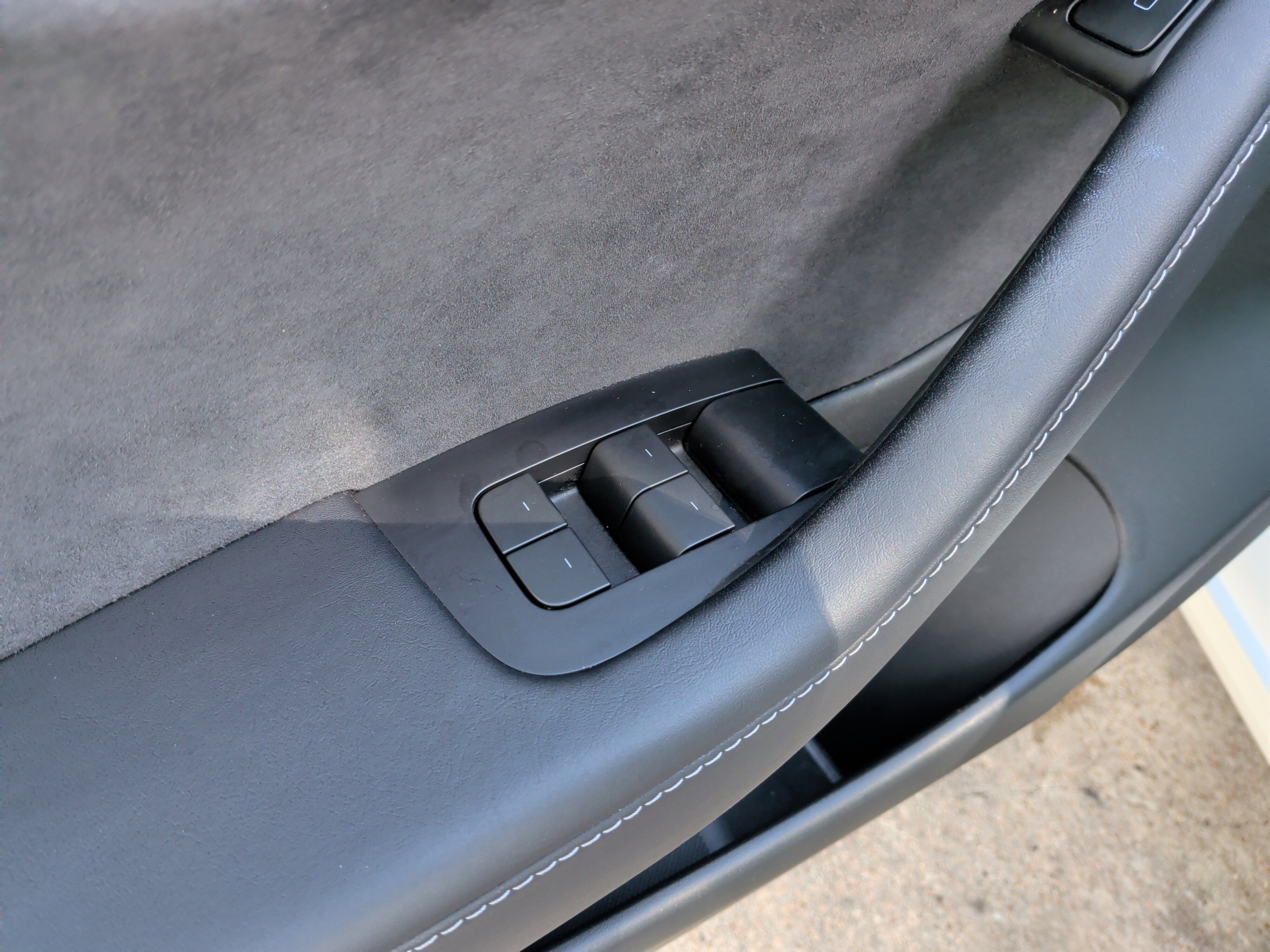 Used 2023 Tesla Model 3 Standard Range image 15