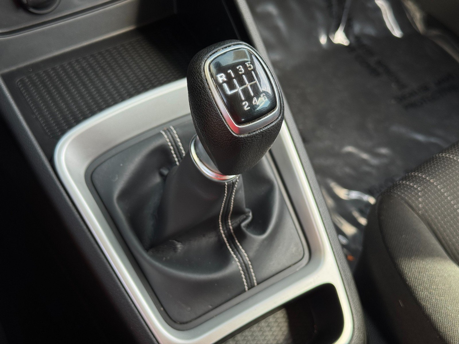 Used 2020 Hyundai Venue SE FWD image 26