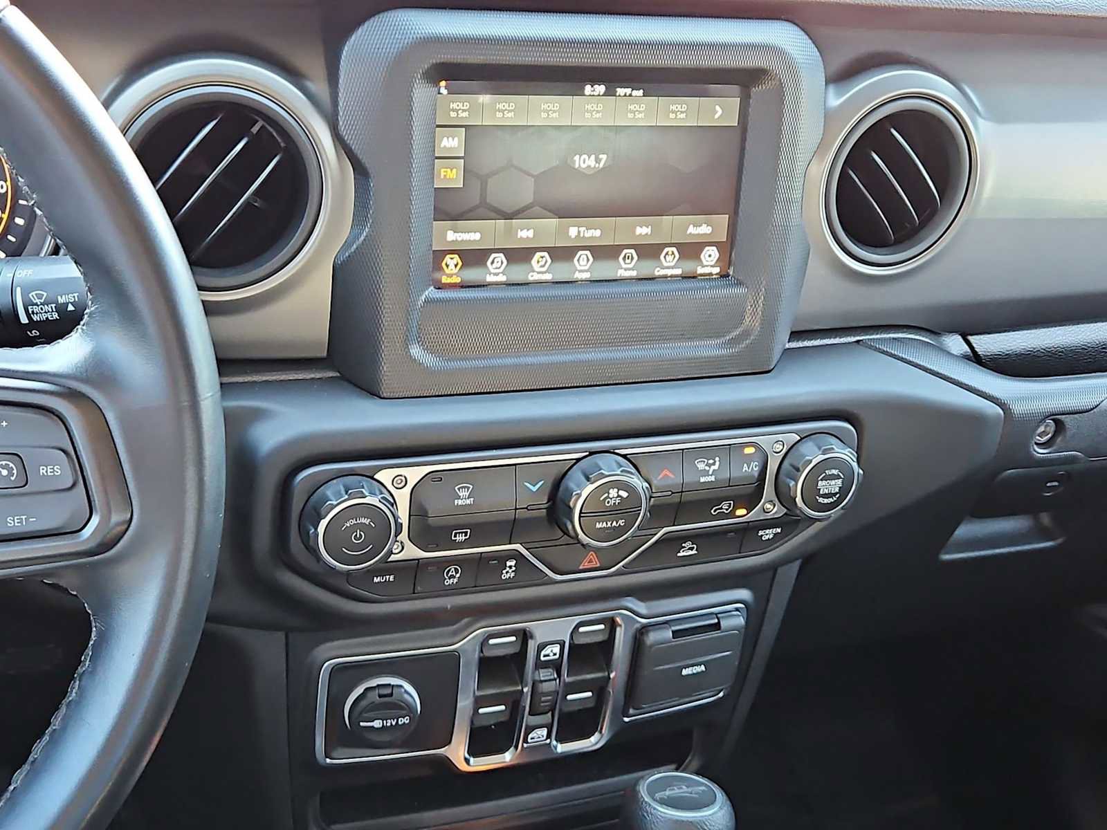 Used 2022 Jeep Gladiator Sport image 26