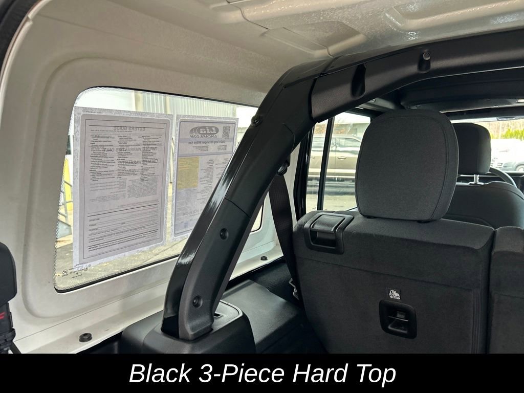 Used 2024 Jeep Wrangler Unlimited image 26