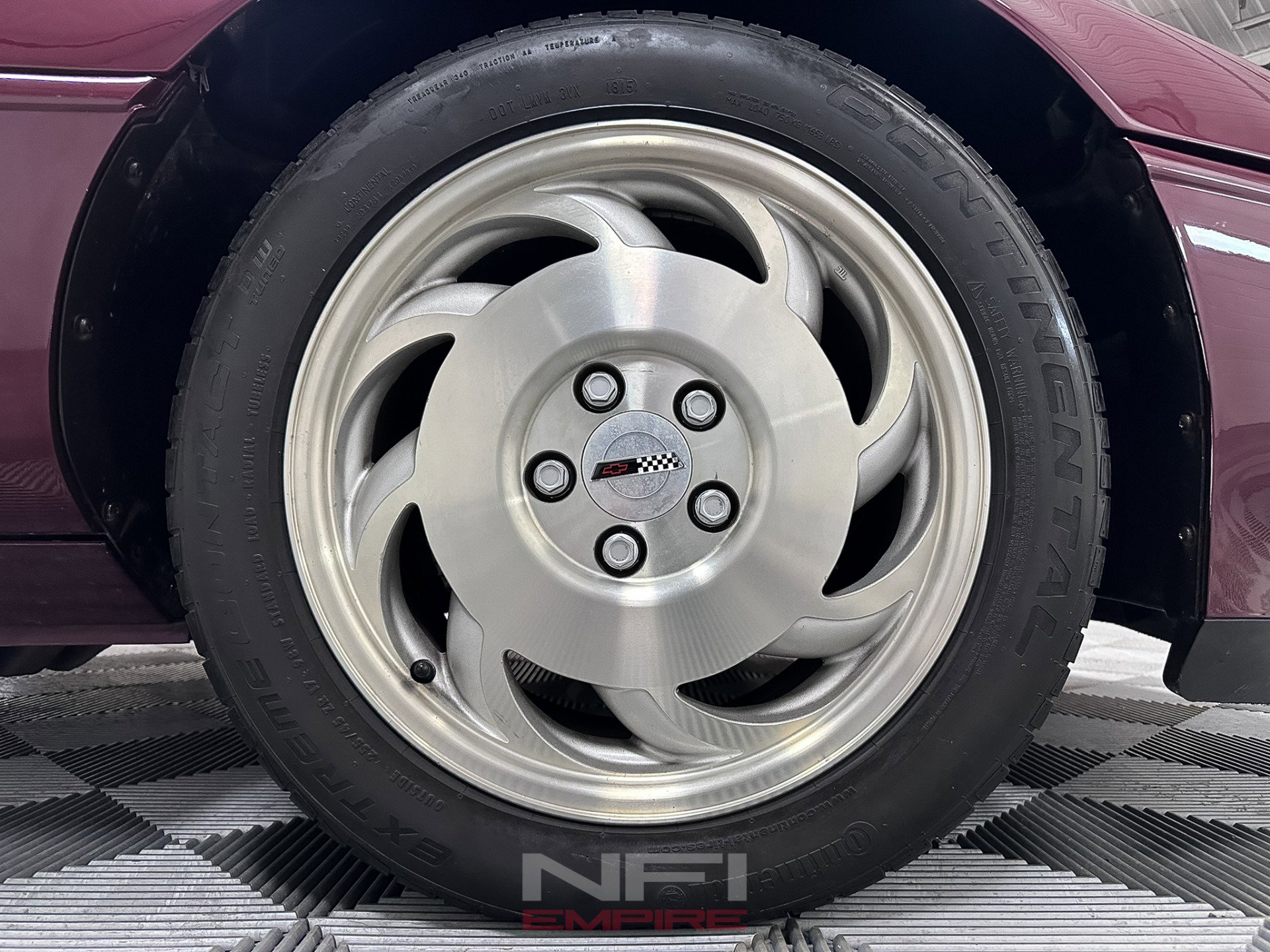 Used 1993 Chevrolet Corvette Convertible 2D image 25