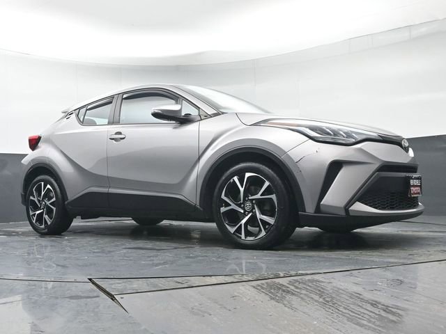 Certified 2020 Toyota C-HR XLE image 35