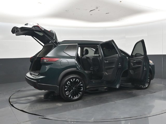 Used 2026 Nissan Rogue Dark Armor FWD image 58