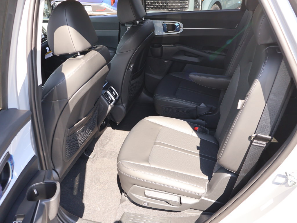 New 2026 Kia Sorento X-Line EX AWD/4WD image 16