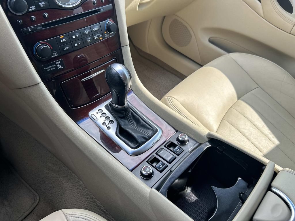 Used 2016 INFINITI QX50 2WD w/ Deluxe Touring Package image 34