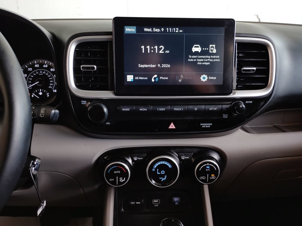 Used 2021 Hyundai Venue SEL FWD image 30
