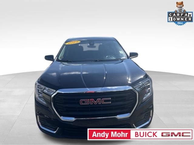 Used 2023 GMC Terrain SLE w/ Fleet Convenience Package AWD/4WD image 3