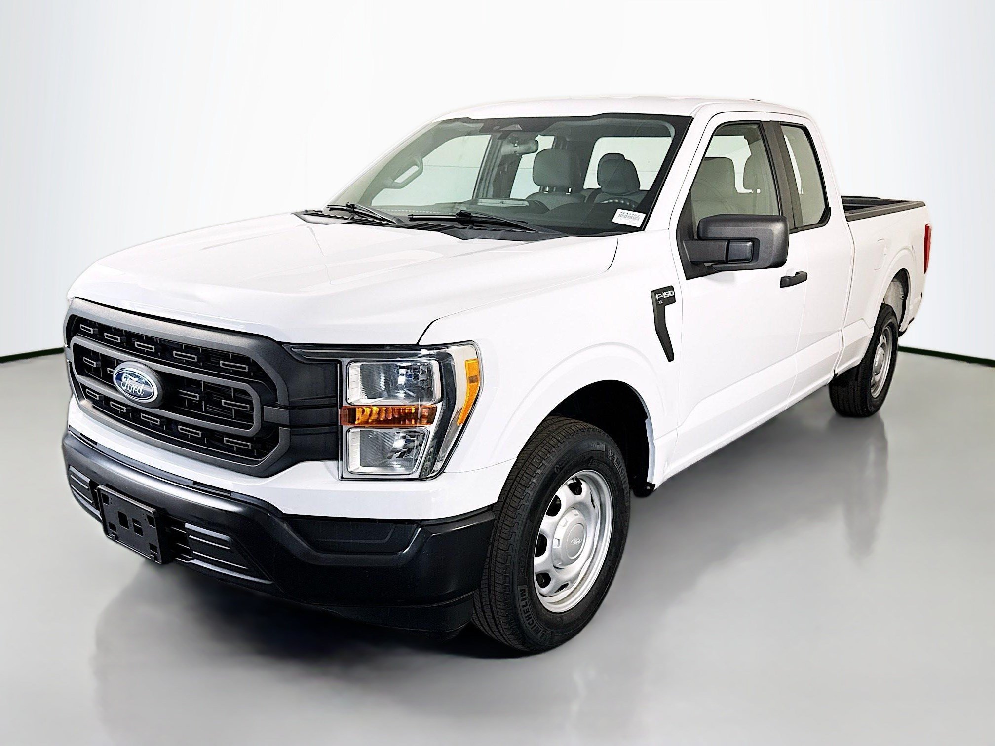 Used 2022 Ford F150 XL RWD image 4