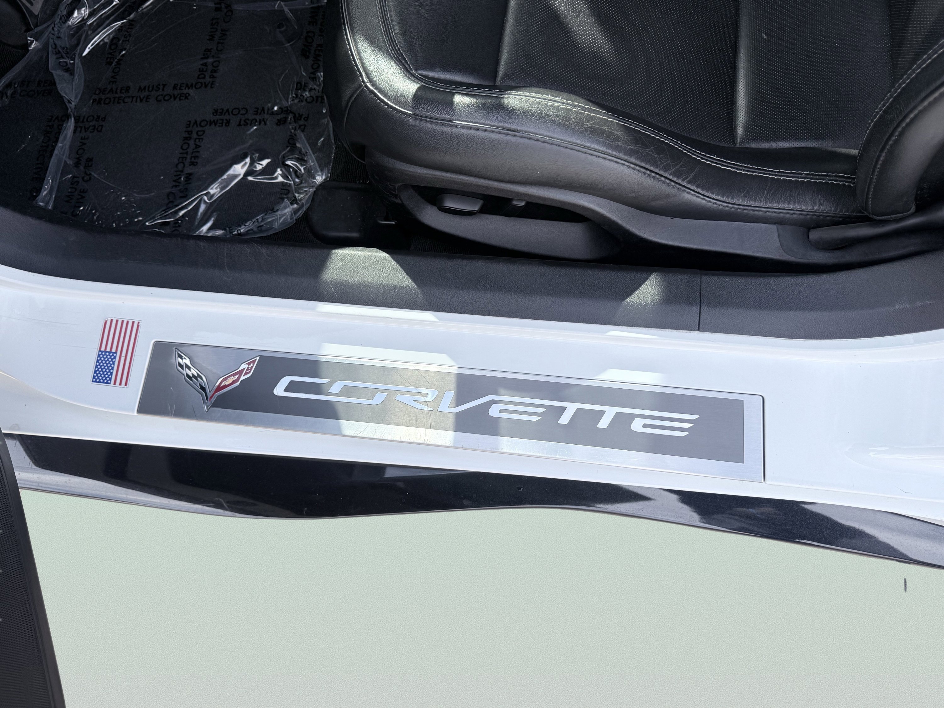 Used 2017 Chevrolet Corvette Z51 1LT w/ Carbon Flash Badge Package image 25