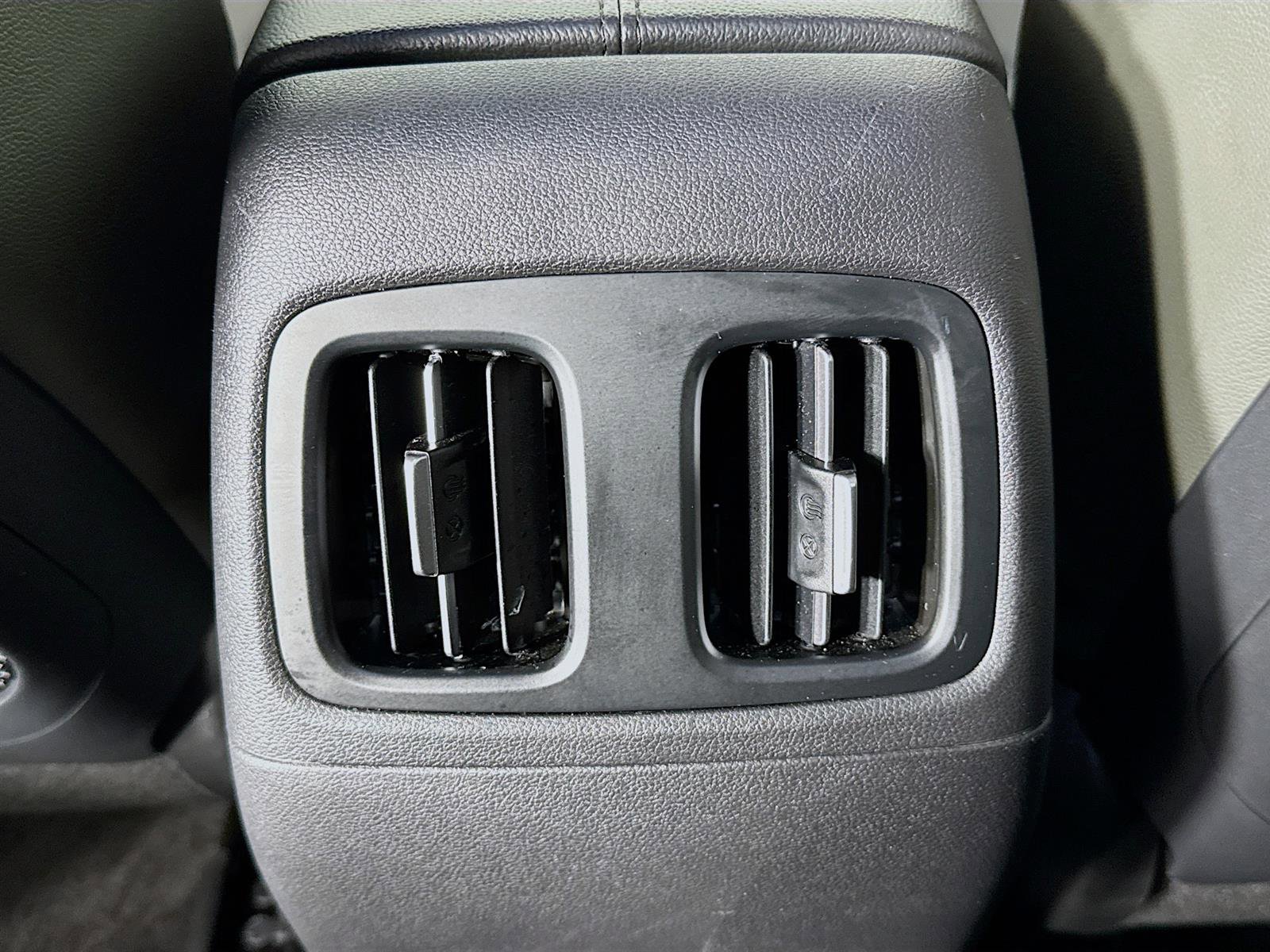 Certified 2024 Hyundai Santa Cruz Limited image 27