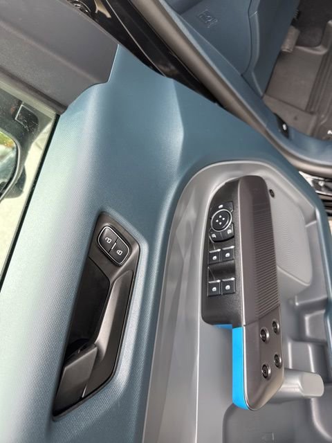 Used 2026 Ford Maverick Lobo AWD/4WD image 16