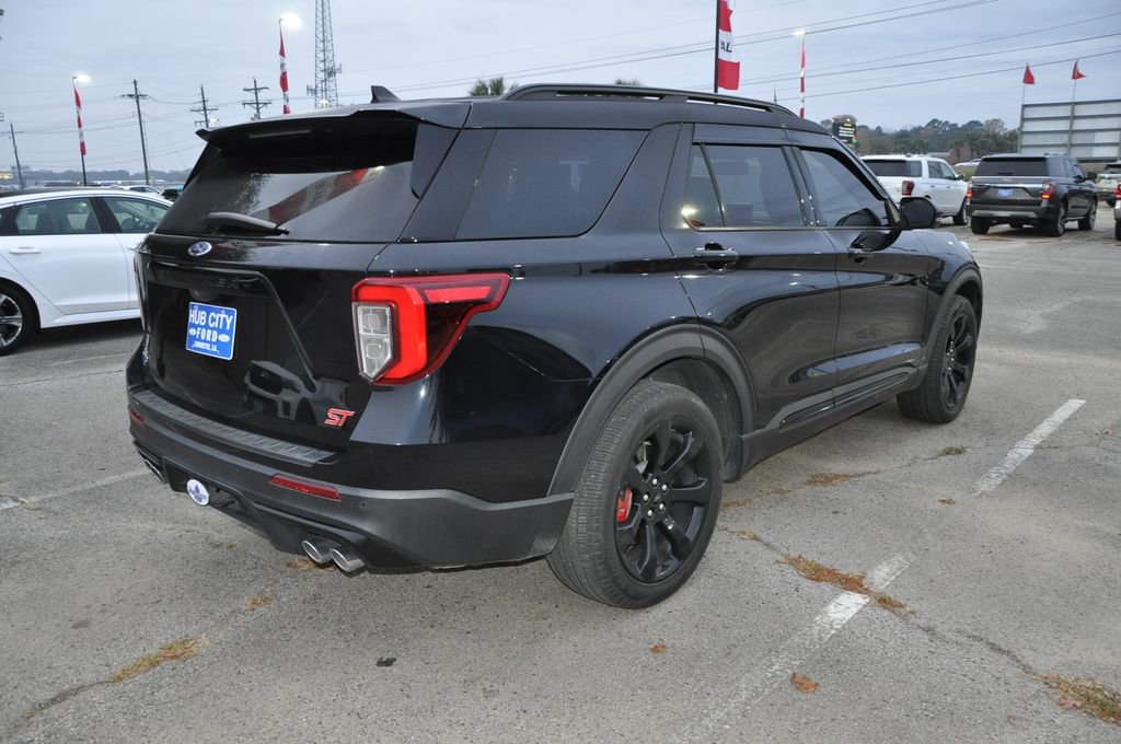 Used 2023 Ford Explorer ST w/ Equipment Group 401A image 5