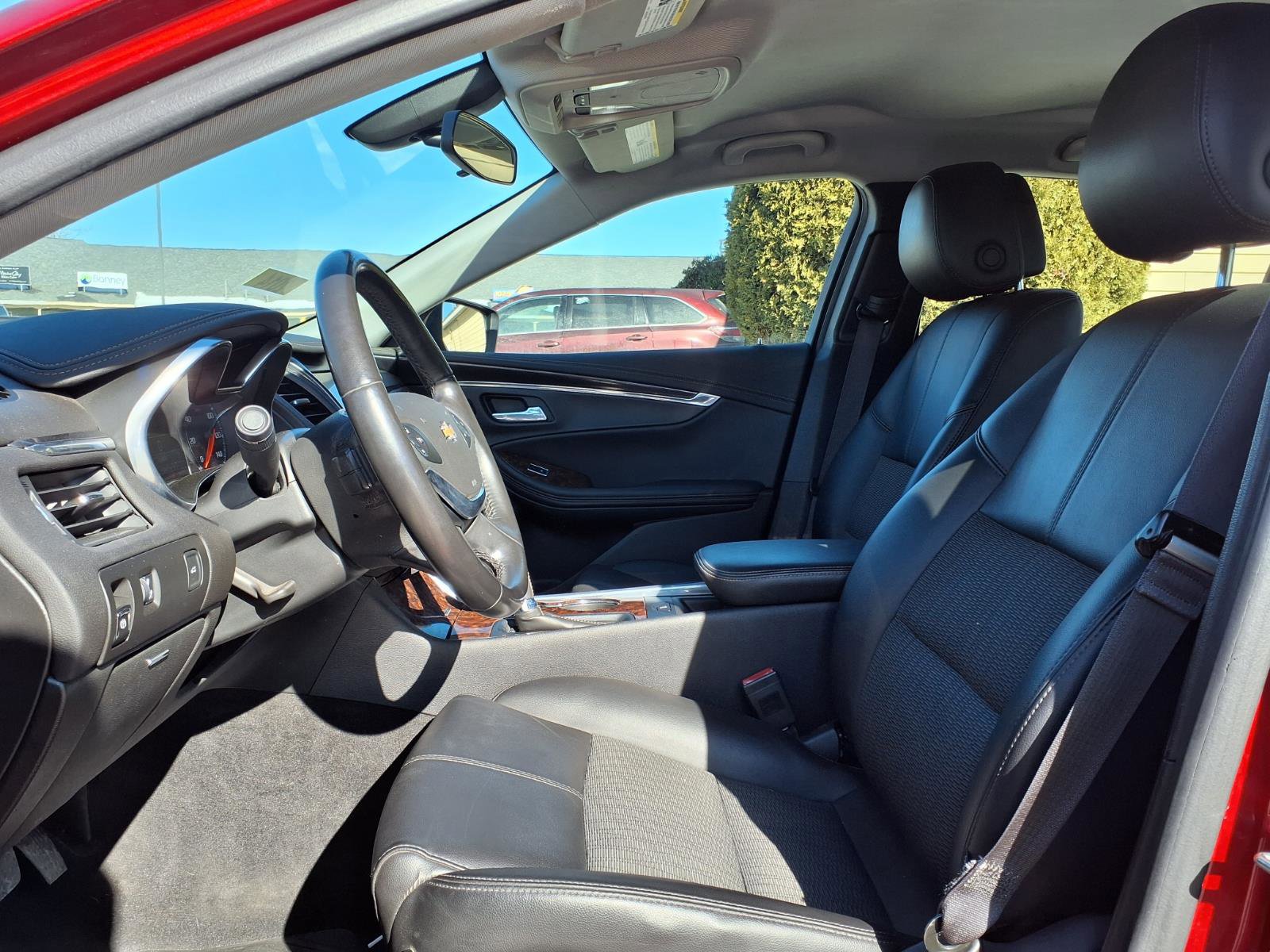 Used 2014 Chevrolet Impala LT image 6