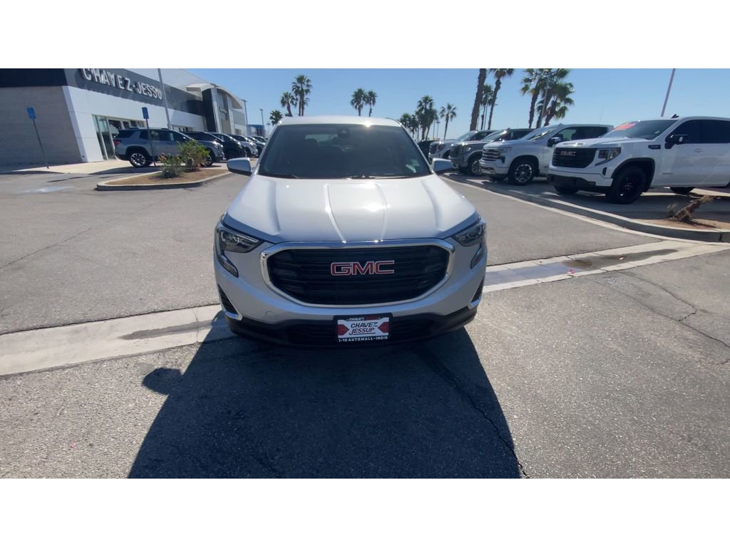 Used 2021 GMC Terrain SLE w/ LPO, Floor Liner Package image 3