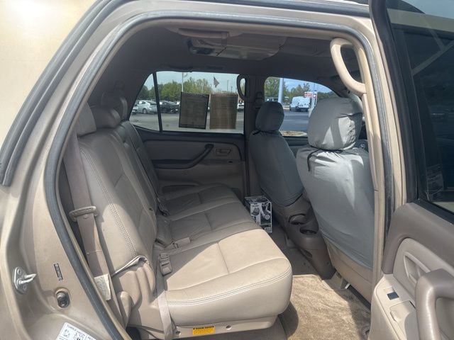 Used 2005 Toyota Sequoia SR5 image 15