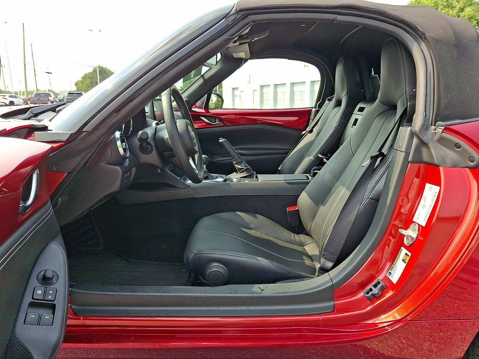 Certified 2021 MAZDA MX-5 Miata Grand Touring RWD image 17
