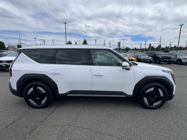 Used 2026 Kia EV9 Wind AWD/4WD image 6