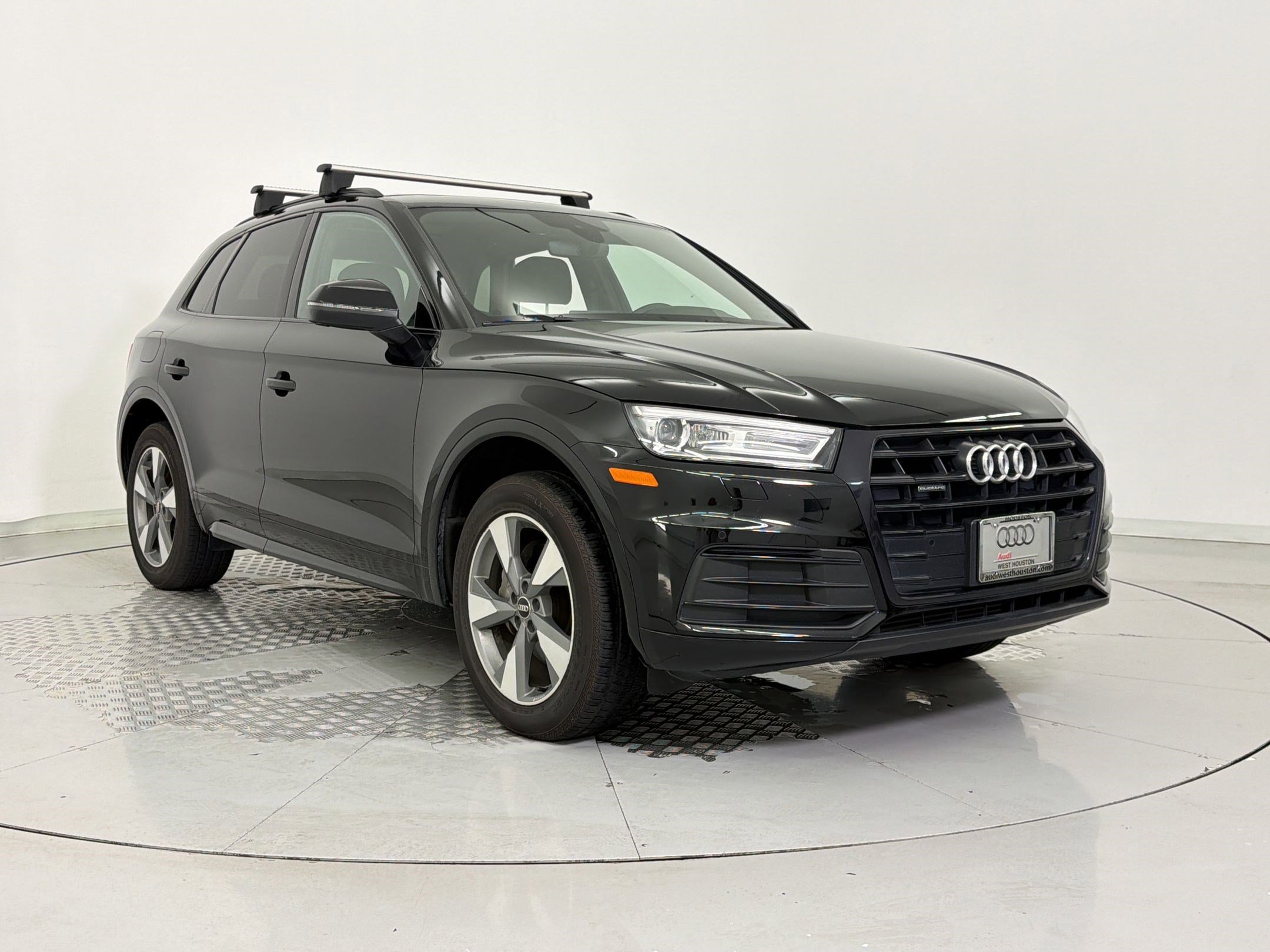 Used 2020 Audi Q5 2.0T Premium w/ Titanium Sport Package AWD/4WD image 7