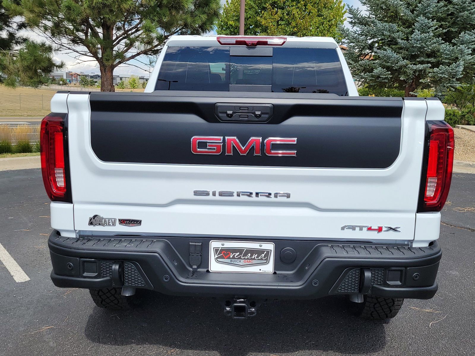 New 2026 GMC Sierra 1500 AT4X w/ AT4X AEV Edition image 9