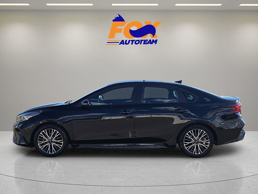 Used 2023 Kia Forte GT-Line w/ GT-Line Technology Package FWD image 2