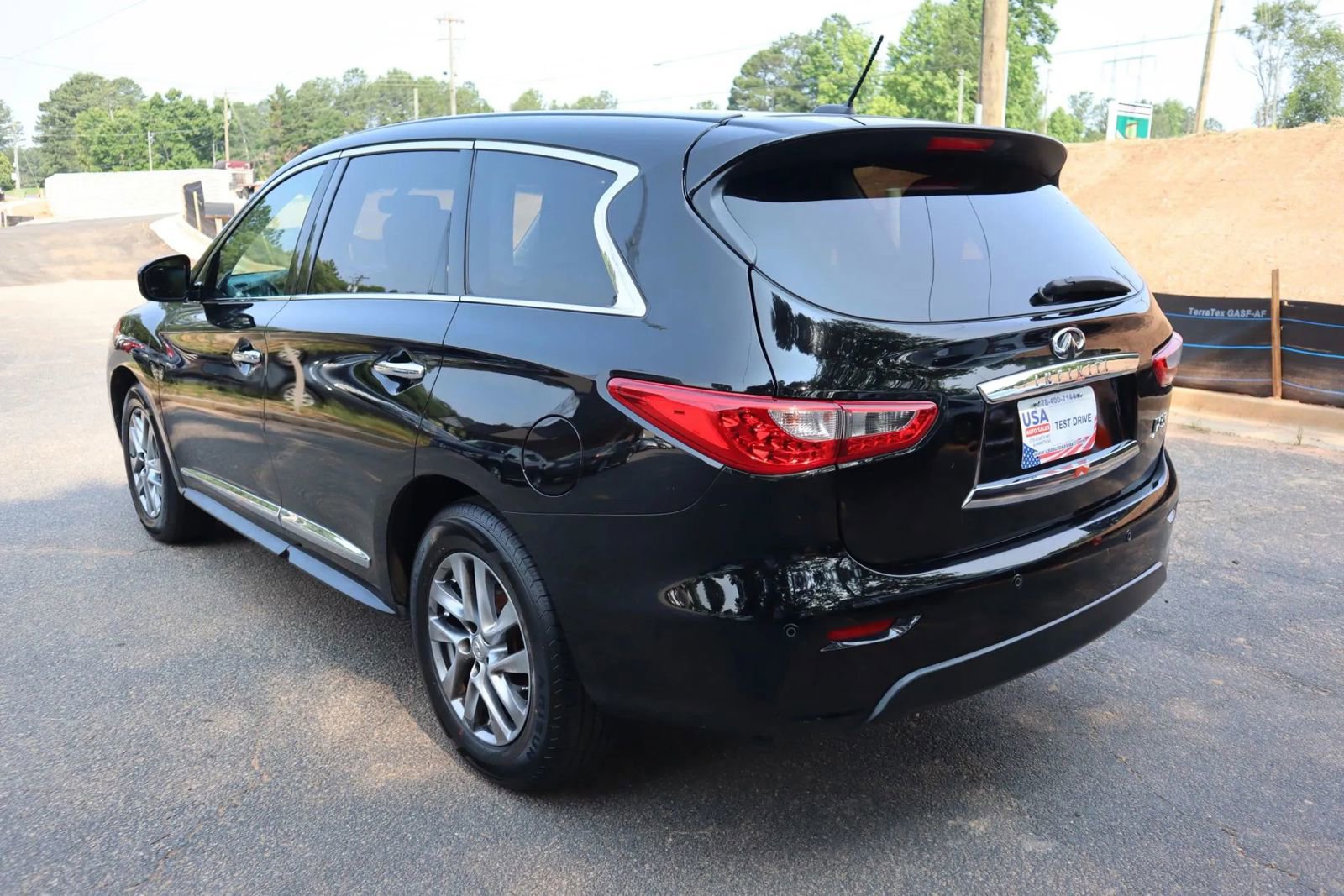 Used 2013 INFINITI JX35 AWD w/ Premium Pkg image 4