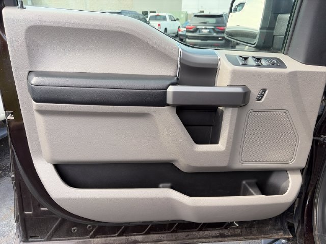 Used 2020 Ford F150 XLT w/ Equipment Group 302A Luxury AWD/4WD image 14