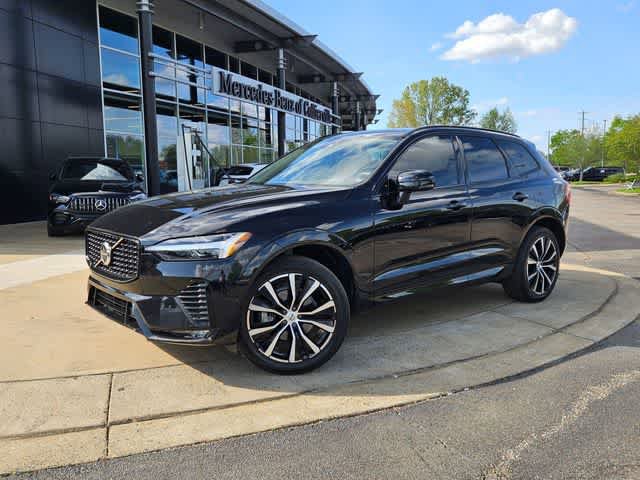 Used 2024 Volvo XC60 B5 Plus w/ Protection Package Premier AWD/4WD image 1