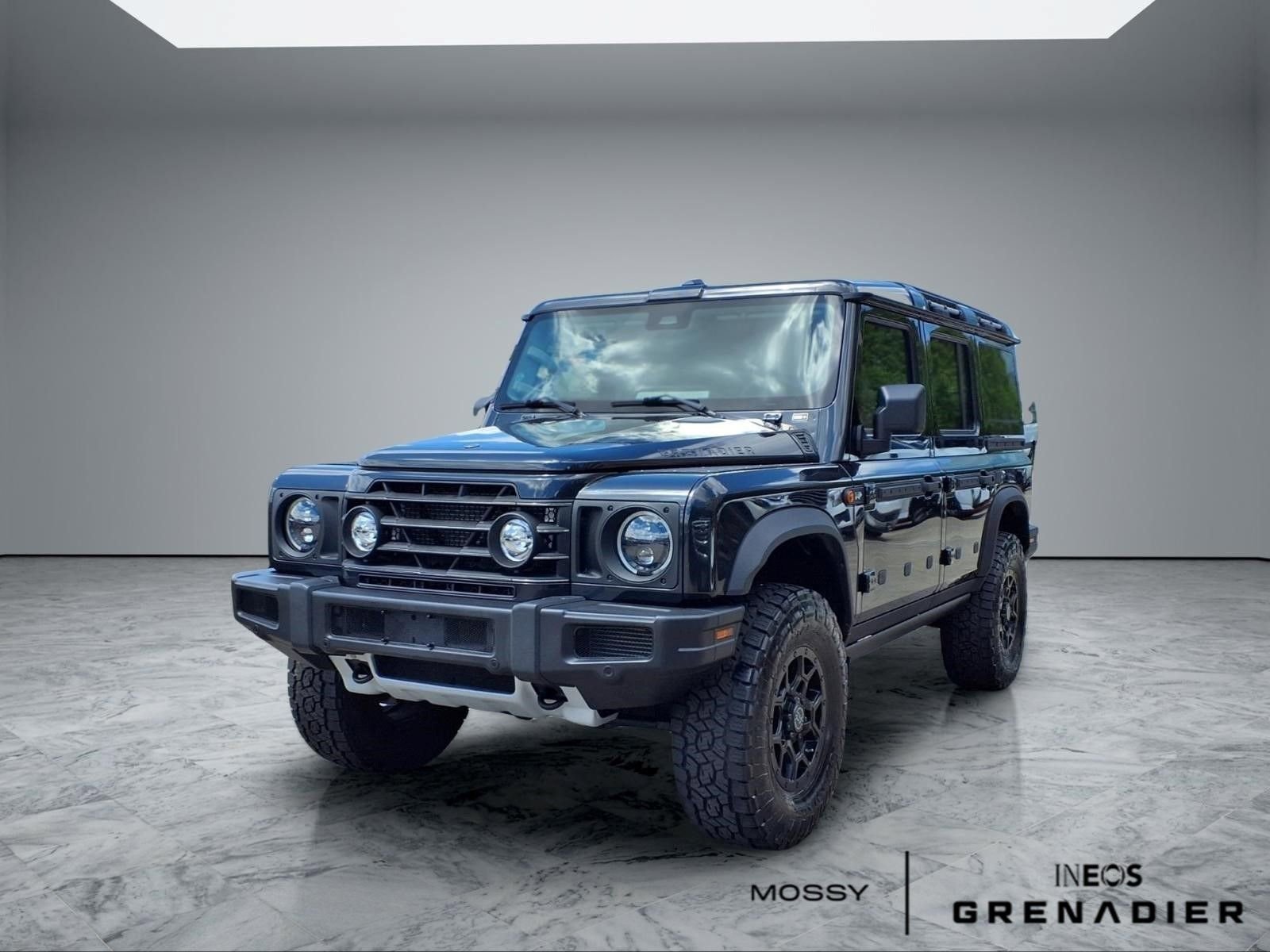 Used 2024 INEOS Grenadier Fieldmaster Edition image 4