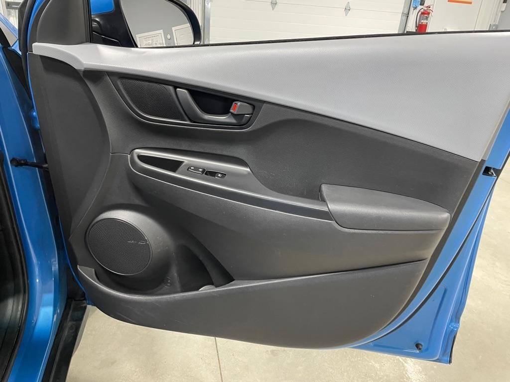 Used 2020 Hyundai Kona SE image 25