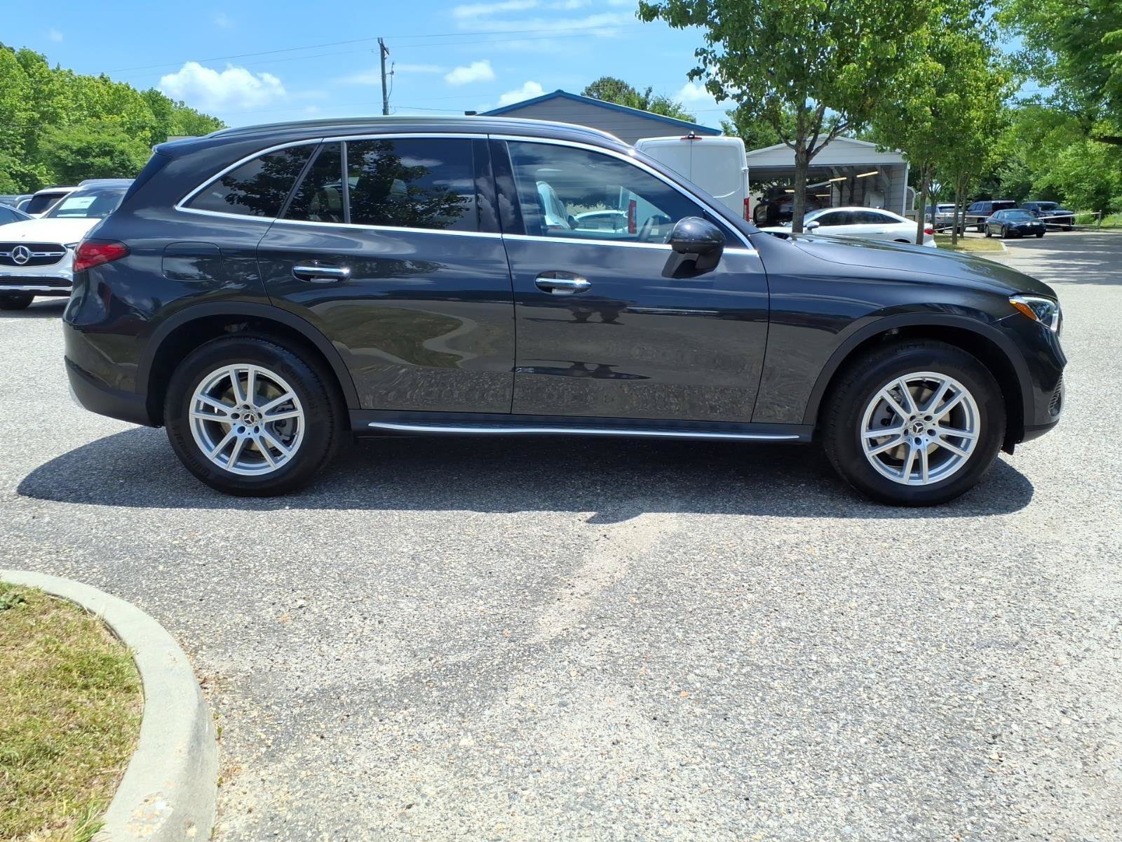 New 2026 Mercedes-Benz GLC 300 4MATIC image 5