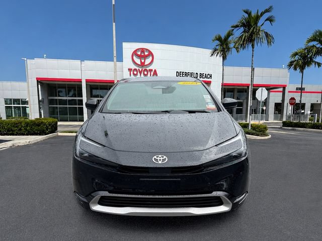 Used 2024 Toyota Prius Prime FWD image 2