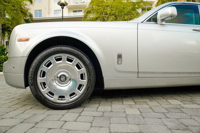 Used 2013 Rolls-Royce Phantom Sedan image 12