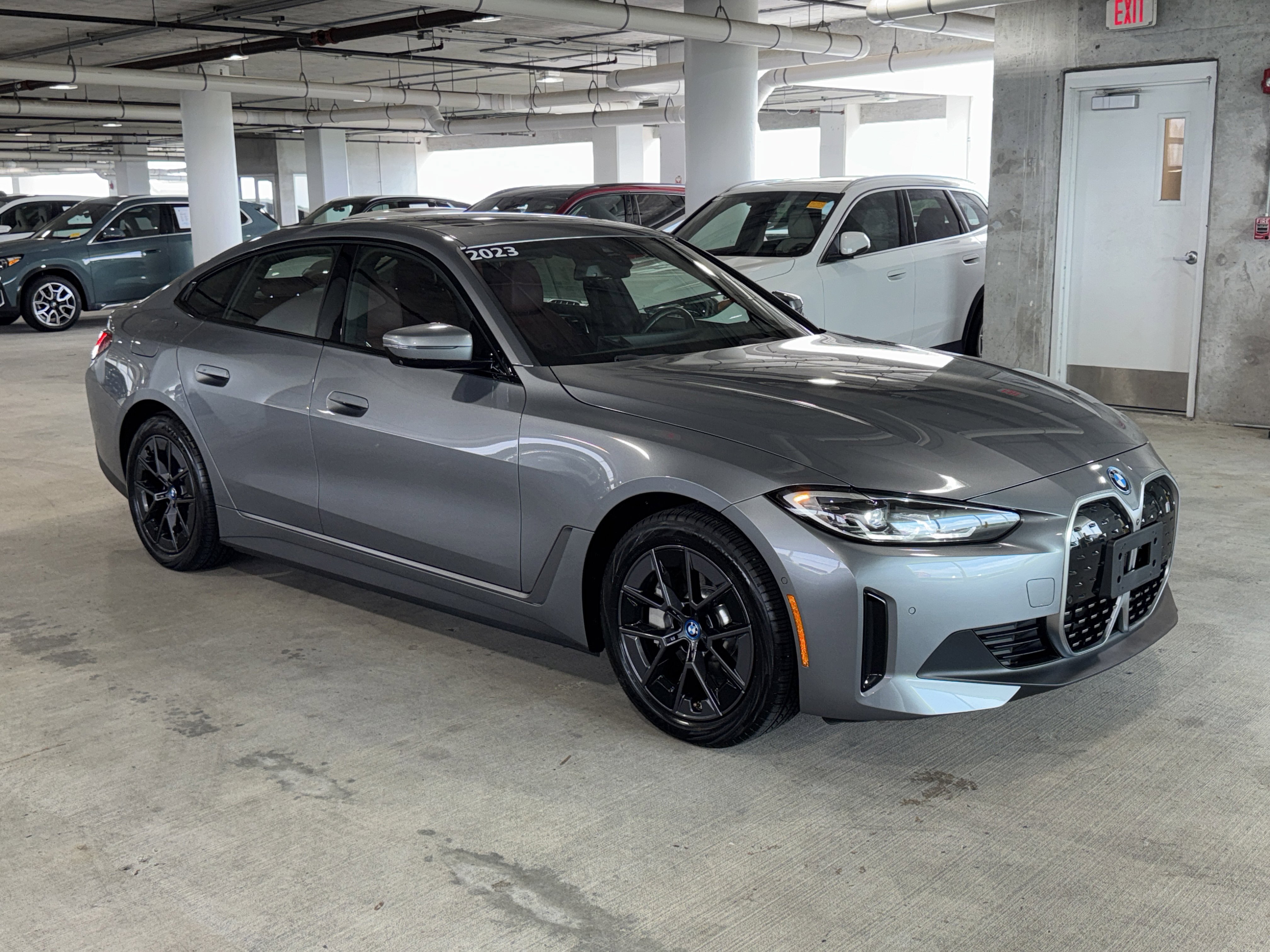 Used 2023 BMW i4 eDrive35 w/ Premium Package RWD image 2