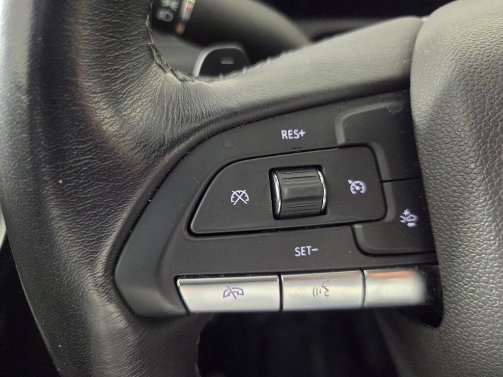 Used 2024 Cadillac XT4 Premium Luxury FWD image 18
