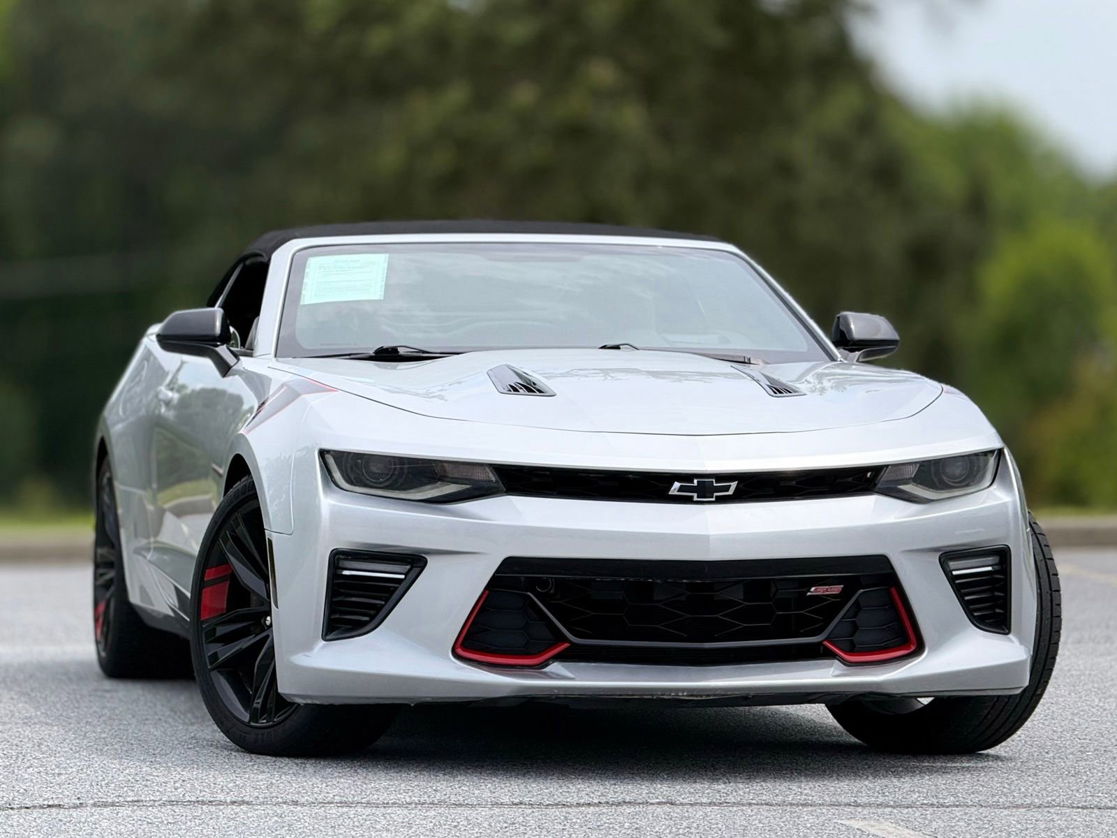 Used 2018 Chevrolet Camaro SS w/ Redline Edition RWD image 4