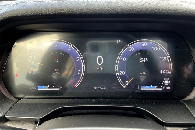 Used 2024 Jeep Grand Cherokee Limited w/ Trailer Tow Package image 21