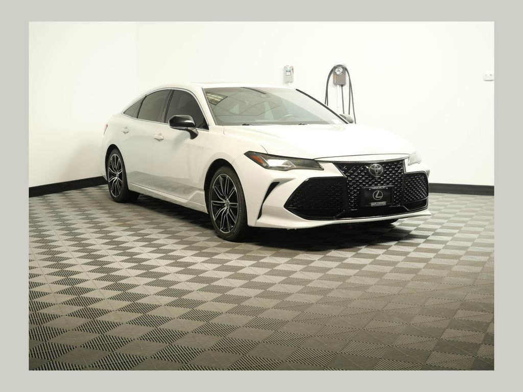 Used 2019 Toyota Avalon Touring w/ Advanced Safety Package image 1