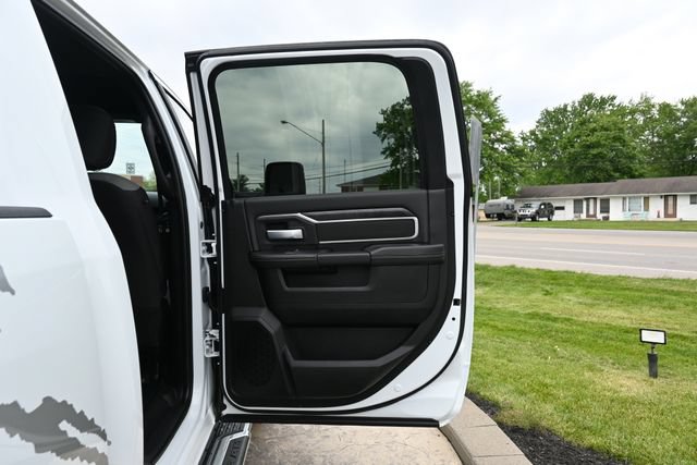 Used 2024 RAM 2500 Big Horn AWD/4WD image 20