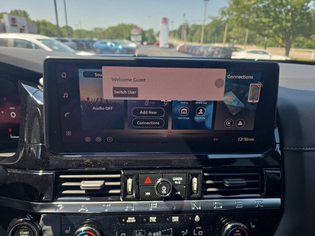 New 2026 Nissan Pathfinder SL AWD/4WD image 24
