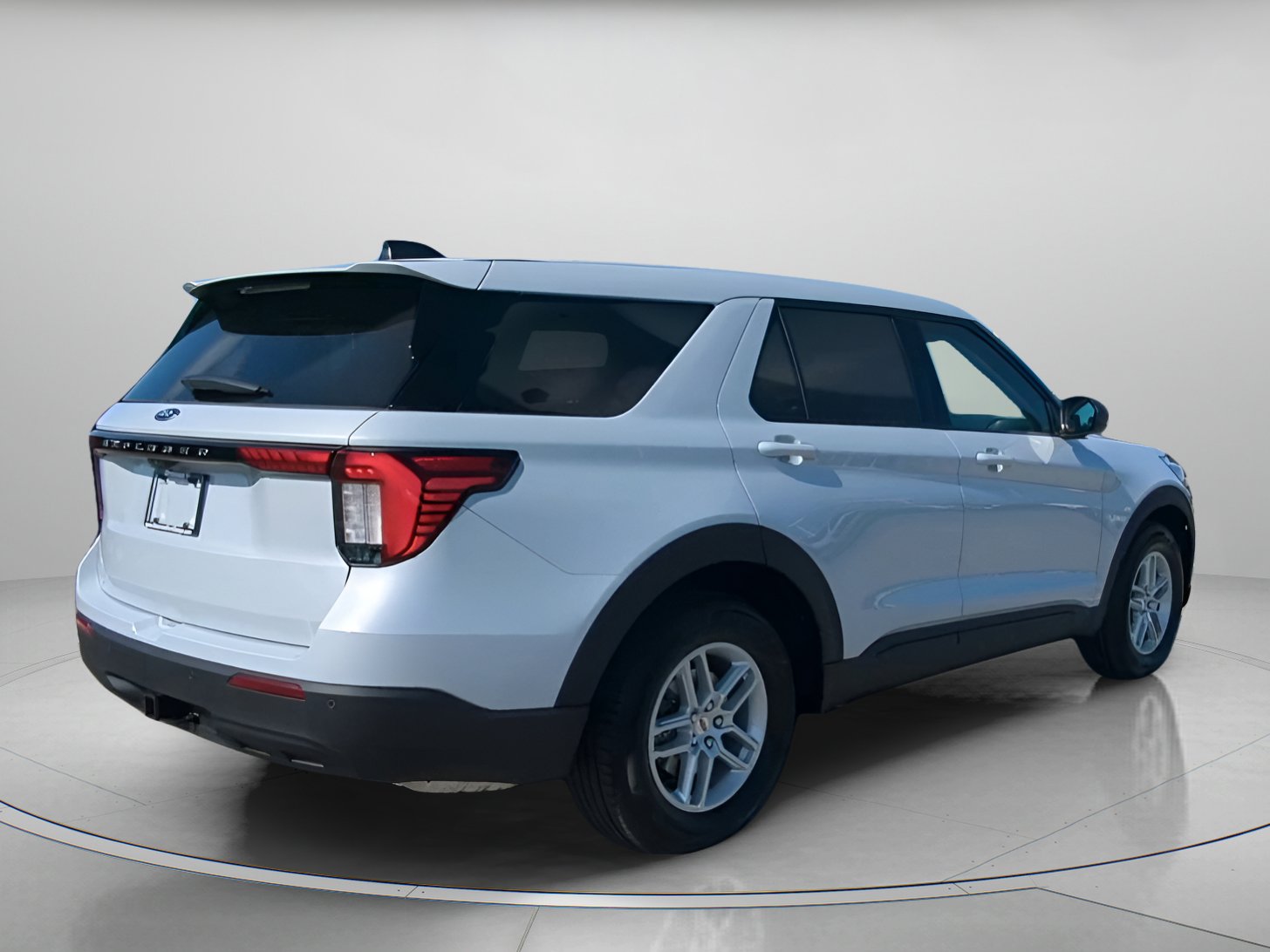 New 2026 Ford Explorer Active RWD image 31