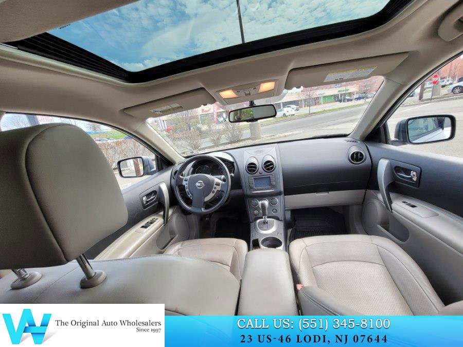 Used 2011 Nissan Rogue SV w/ SL Pkg image 9