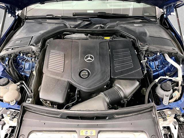 Used 2022 Mercedes-Benz C 300 Sedan image 11