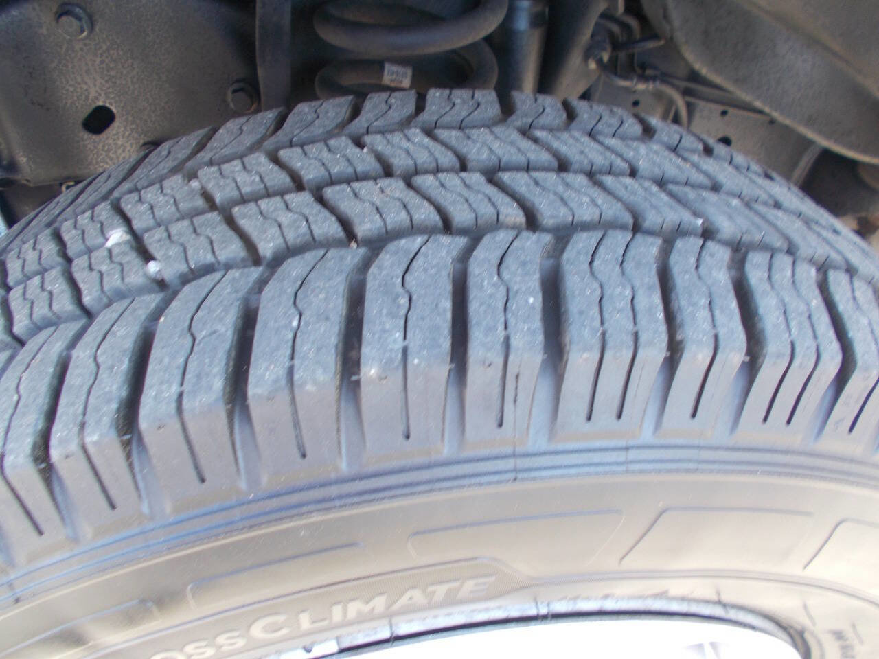 Used 2011 Ford E-150 and Econoline 150 w/ PWR Group RWD image 12