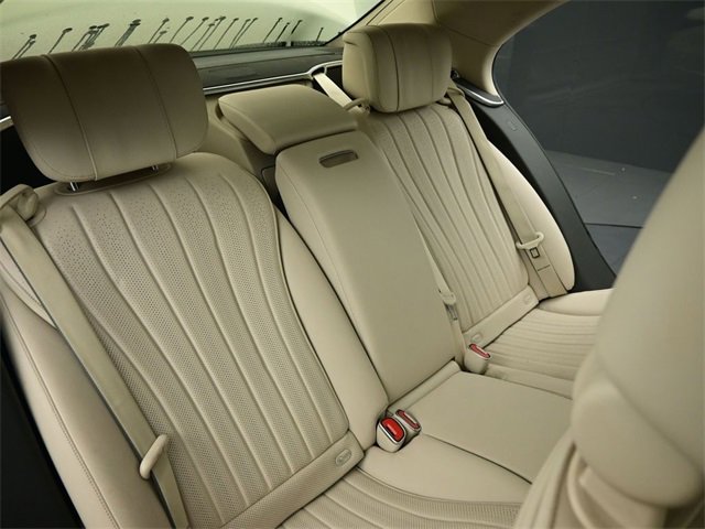 Used 2022 Mercedes-Benz S 580 4MATIC Sedan w/ Rear Seat Package image 39