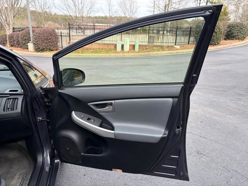 Used 2015 Toyota Prius Four FWD image 36