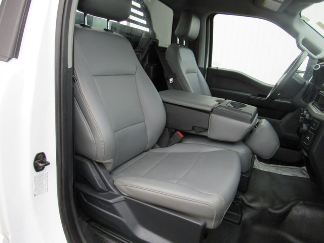 Used 2023 Ford F550 4x4 Regular Cab Super Duty image 13