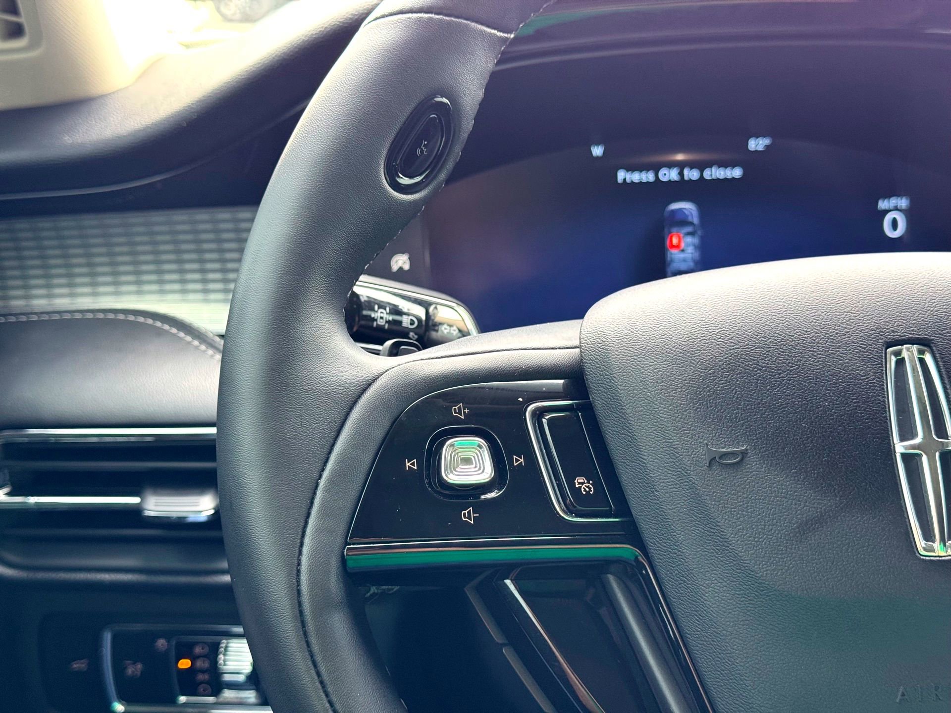 Used 2024 Lincoln Corsair FWD w/ Equipment Group 101A image 24