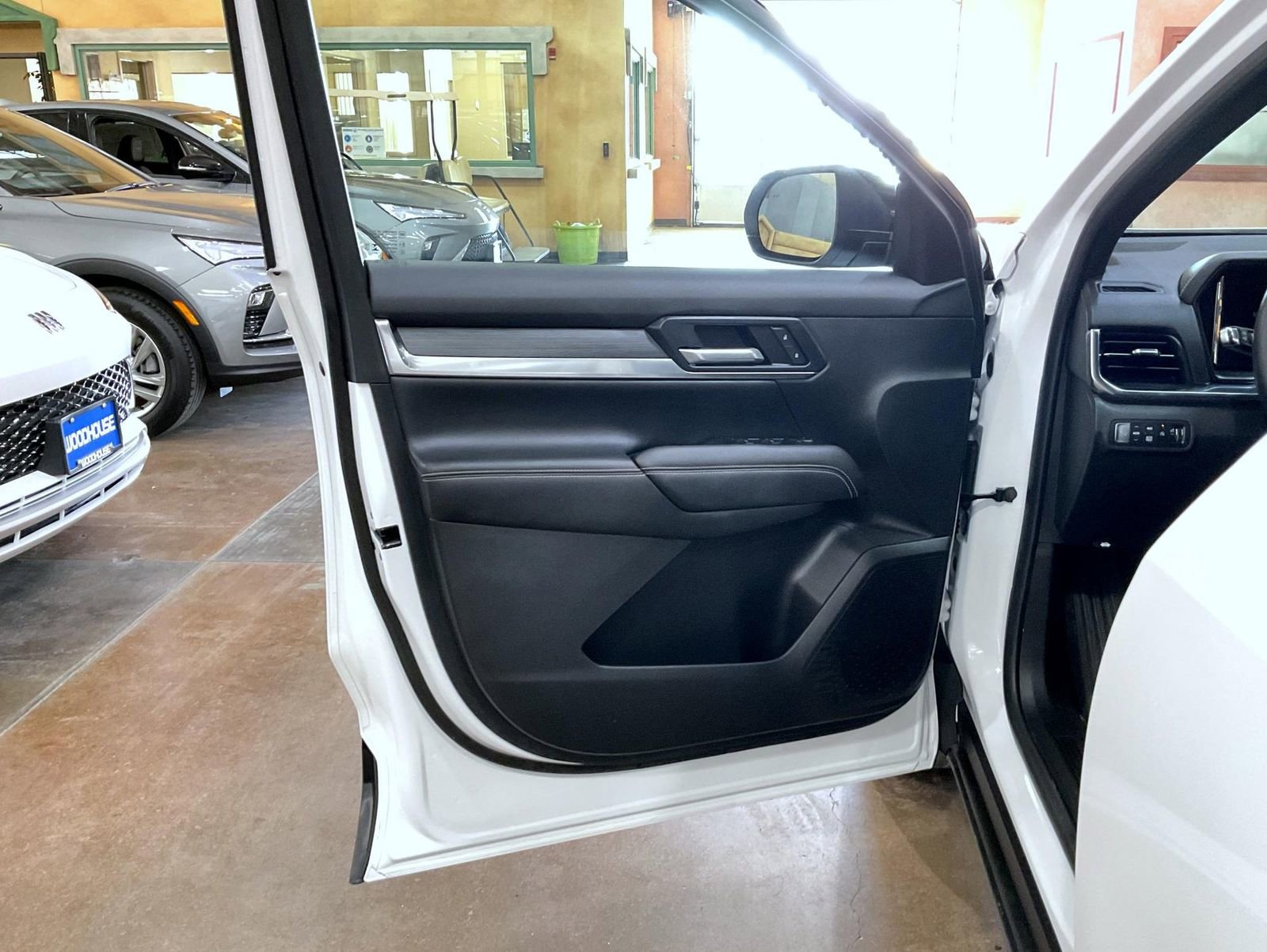 Certified 2025 GMC Terrain Elevation image 9